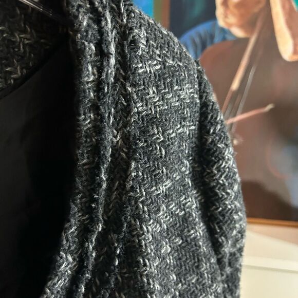 Chic Black and White Tweed Blazer XL - Picture 12 of 12